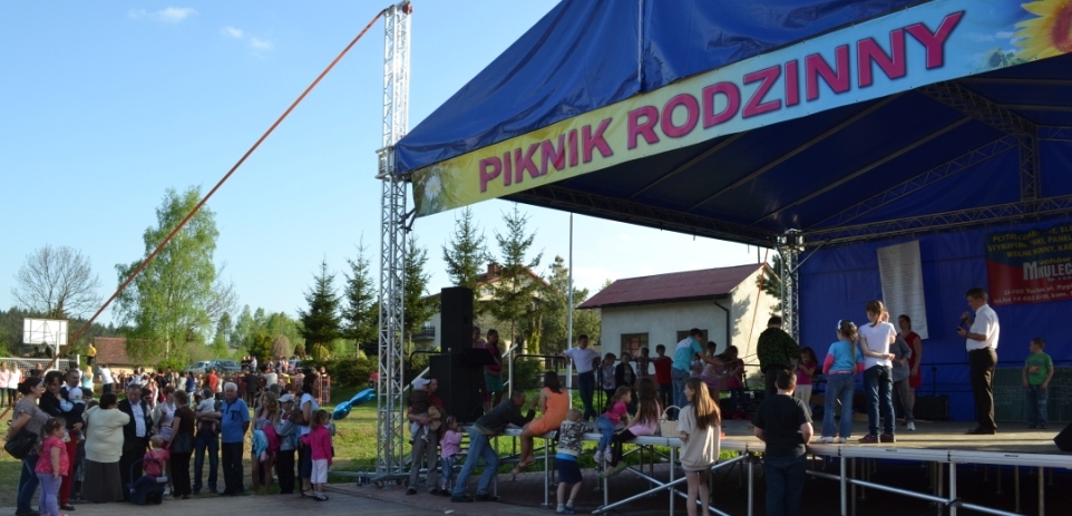 Zdjęcia z Pikniku Rodzinnego w Rzepienniku Biskupim
