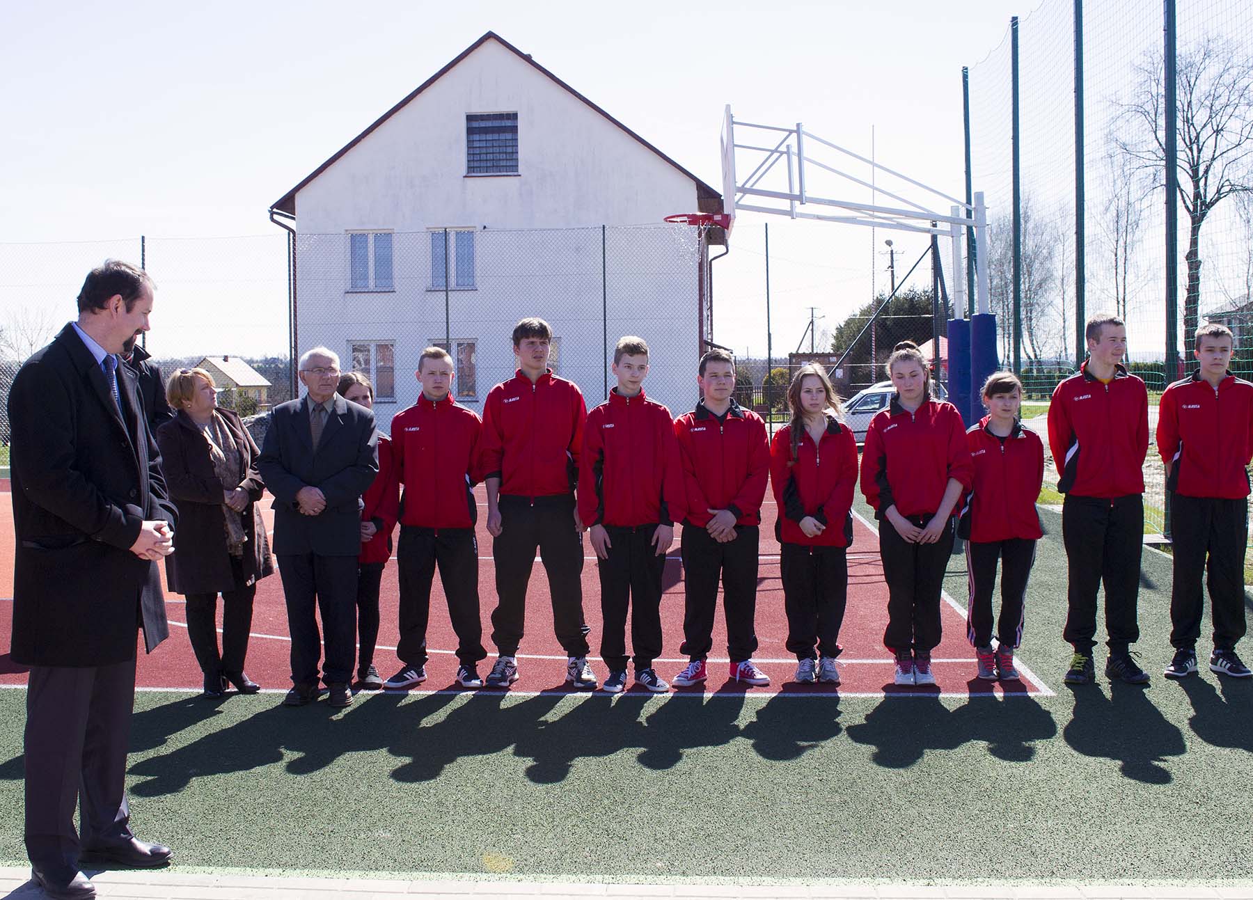 Otwarcie dwóch nowych obiektów  sportowych w gminie