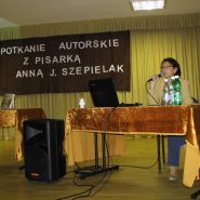 Spotkanie autorskie z Anną Szepielak